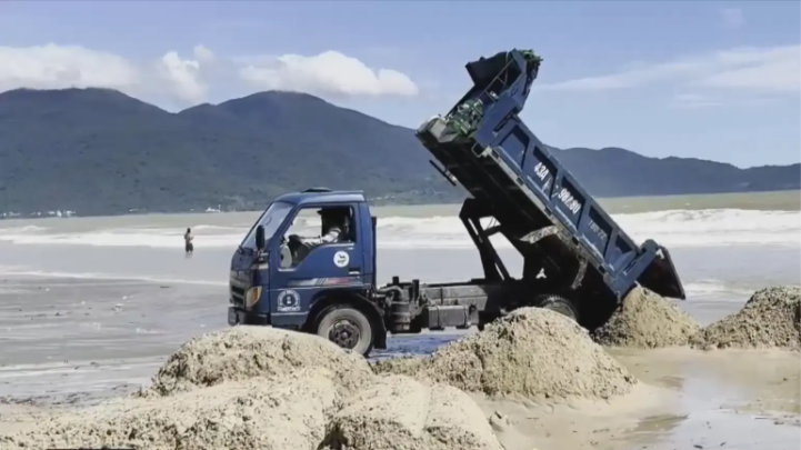 Các địa phương tập trung khắc phục hậu quả bão số 13